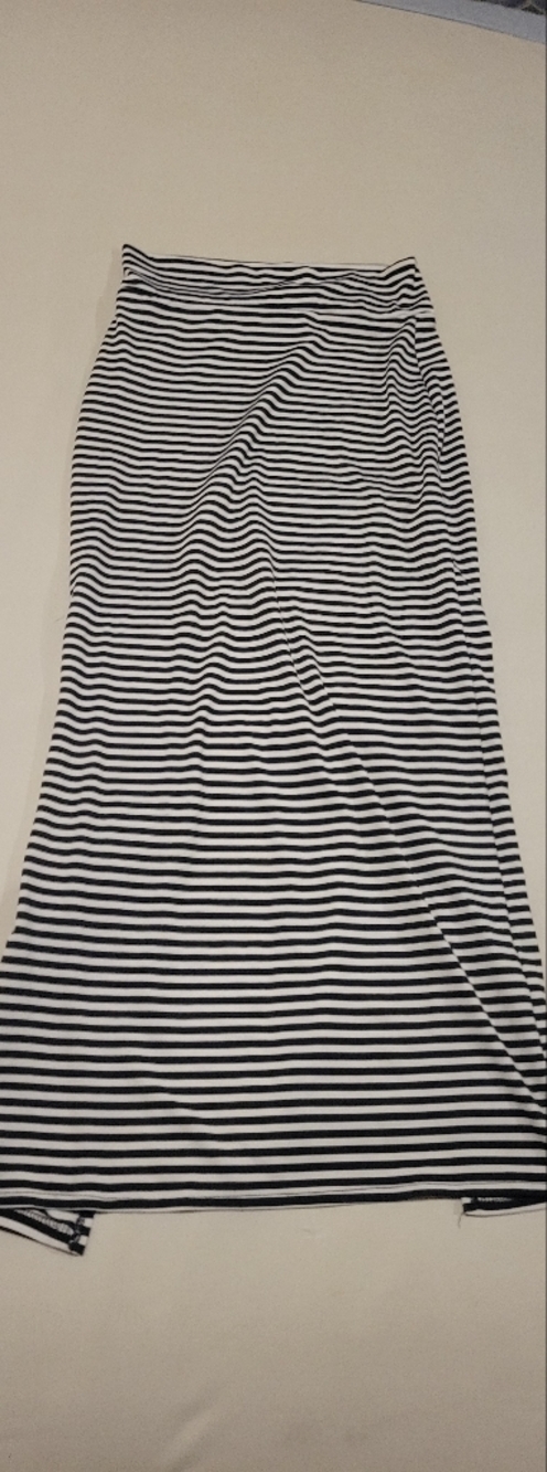 Valia Black and White Striped Maxi Skirt